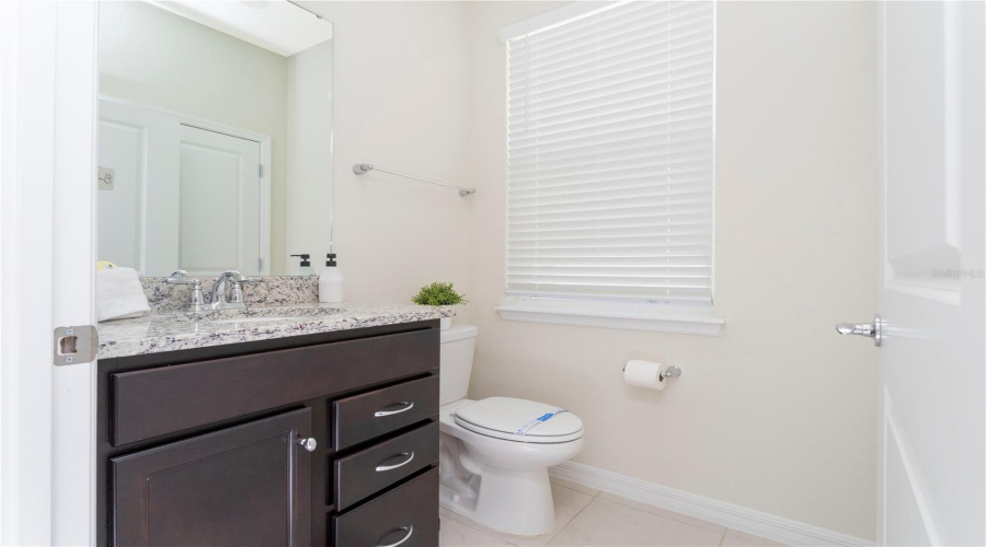 DAVENPORT, Florida 33897, 7 Bedrooms Bedrooms, ,5 BathroomsBathrooms,Residential,For Sale,LILAC,0,MFRO6380154