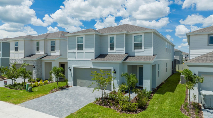DAVENPORT, Florida 33897, 7 Bedrooms Bedrooms, ,5 BathroomsBathrooms,Residential,For Sale,LILAC,0,MFRO6380154