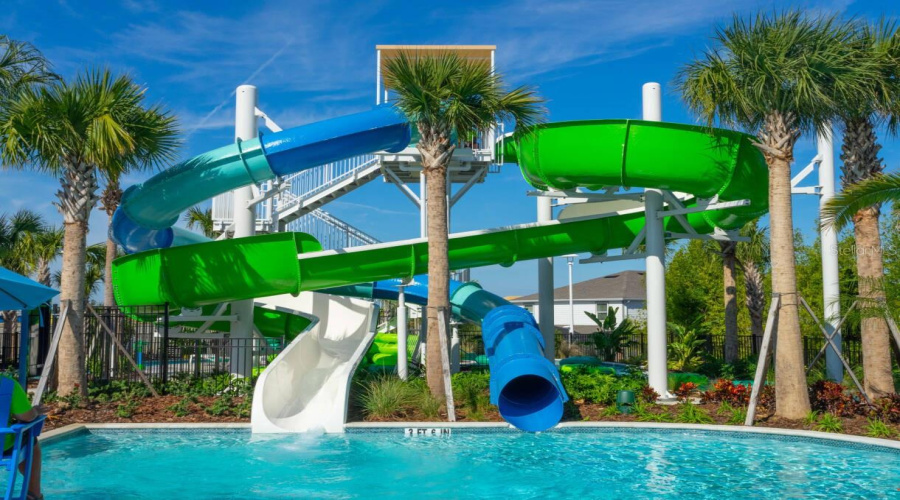 DAVENPORT, Florida 33897, 7 Bedrooms Bedrooms, ,5 BathroomsBathrooms,Residential,For Sale,LILAC,0,MFRO6380154