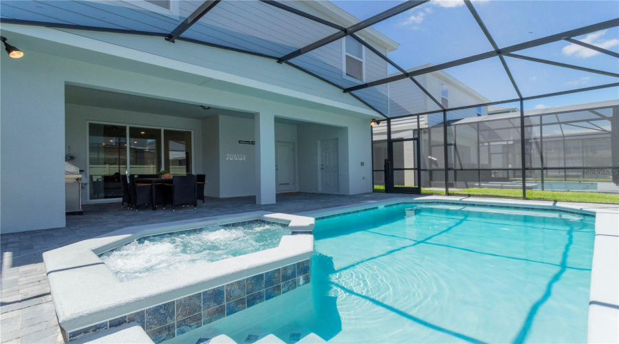 DAVENPORT, Florida 33897, 7 Bedrooms Bedrooms, ,5 BathroomsBathrooms,Residential,For Sale,LILAC,0,MFRO6380154