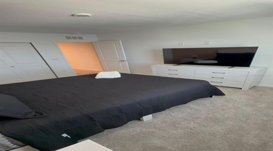 KISSIMMEE, Florida 34747, 5 Bedrooms Bedrooms, ,4 BathroomsBathrooms,Residential,For Sale,ZABALLINA,0,MFRO6379944