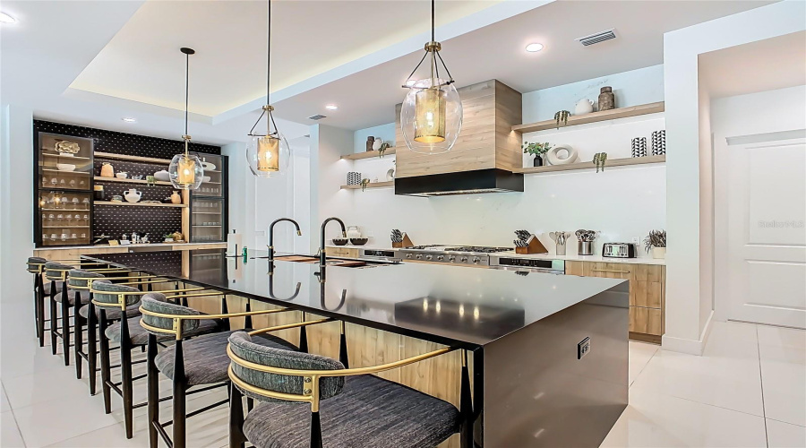 REUNION, Florida 34747, 9 Bedrooms Bedrooms, ,9 BathroomsBathrooms,Residential,For Sale,GRAND TRAVERSE,0,MFRO6332017