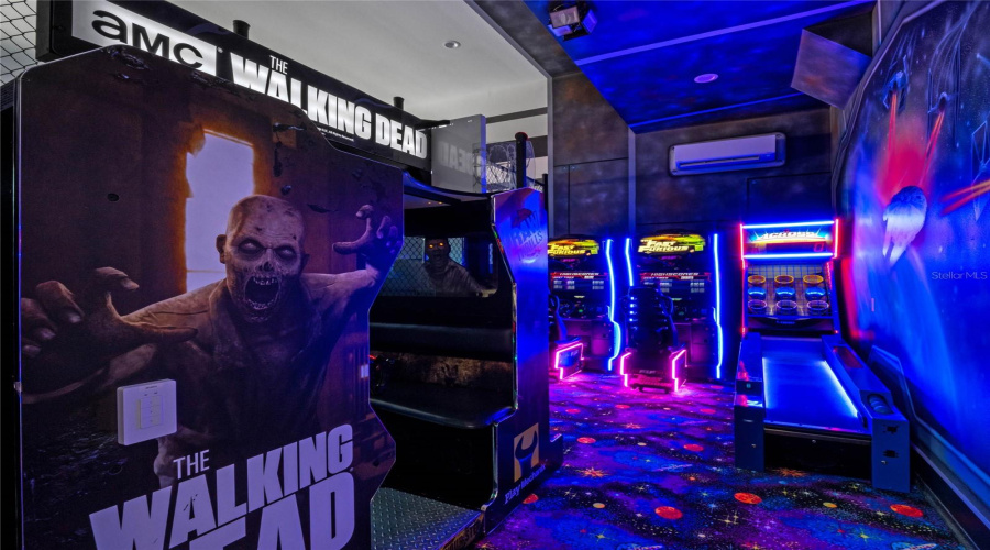 REUNION, Florida 34747, 9 Bedrooms Bedrooms, ,9 BathroomsBathrooms,Residential,For Sale,GRAND TRAVERSE,0,MFRO6332017