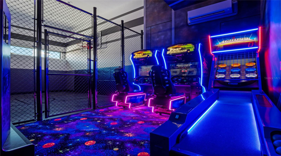 REUNION, Florida 34747, 9 Bedrooms Bedrooms, ,9 BathroomsBathrooms,Residential,For Sale,GRAND TRAVERSE,0,MFRO6332017