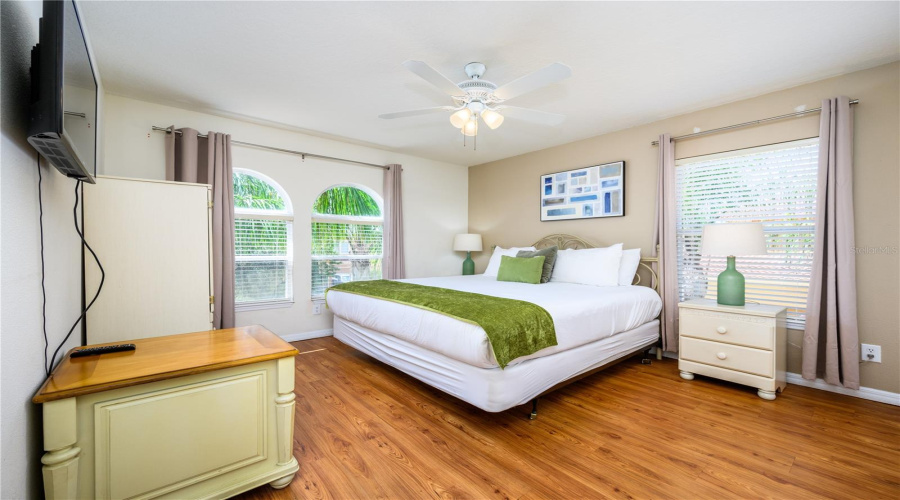 KISSIMMEE, Florida 34746, 6 Bedrooms Bedrooms, ,5 BathroomsBathrooms,Residential,For Sale,MARCELLO,0,MFRO6381209