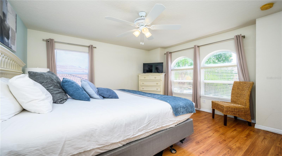 KISSIMMEE, Florida 34746, 6 Bedrooms Bedrooms, ,5 BathroomsBathrooms,Residential,For Sale,MARCELLO,0,MFRO6381209