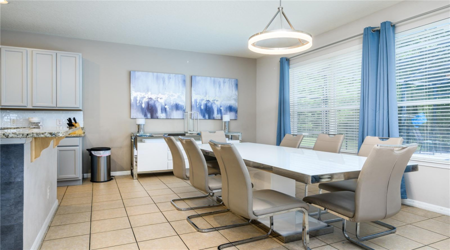 KISSIMMEE, Florida 34746, 6 Bedrooms Bedrooms, ,5 BathroomsBathrooms,Residential,For Sale,MARCELLO,0,MFRO6381209