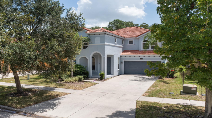 KISSIMMEE, Florida 34746, 6 Bedrooms Bedrooms, ,5 BathroomsBathrooms,Residential,For Sale,MARCELLO,0,MFRO6381209