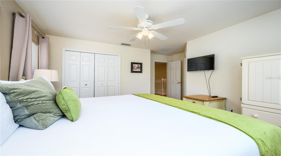 KISSIMMEE, Florida 34746, 6 Bedrooms Bedrooms, ,5 BathroomsBathrooms,Residential,For Sale,MARCELLO,0,MFRO6381209