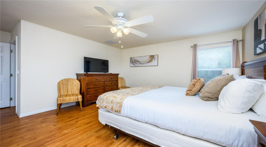 KISSIMMEE, Florida 34746, 6 Bedrooms Bedrooms, ,5 BathroomsBathrooms,Residential,For Sale,MARCELLO,0,MFRO6381209