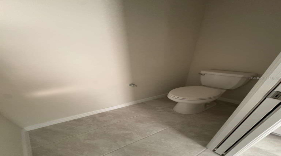 DAVENPORT, Florida 33896, 3 Bedrooms Bedrooms, ,2 BathroomsBathrooms,Residential,For Sale,STUNNING,0,MFRO6381260