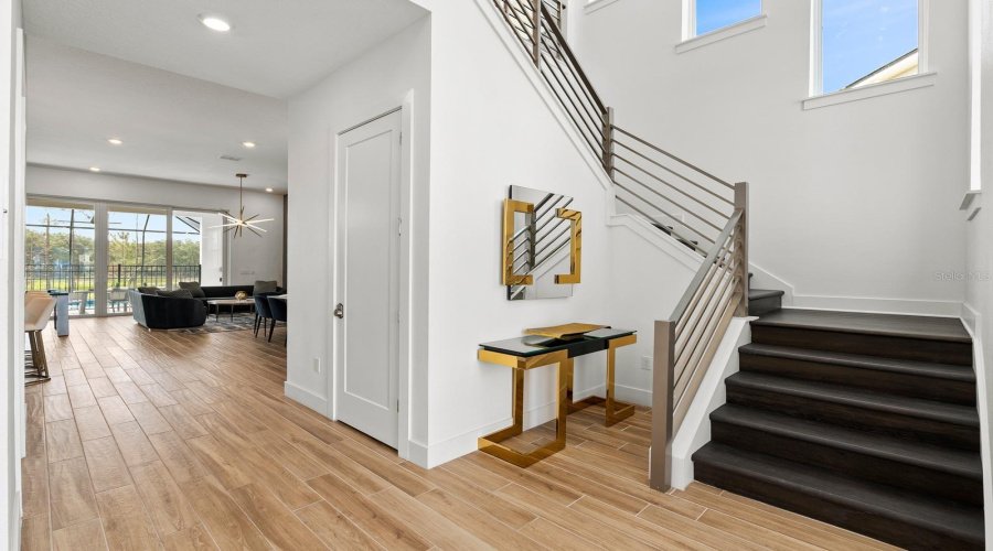 DAVENPORT, Florida 33837, 6 Bedrooms Bedrooms, ,6 BathroomsBathrooms,Residential,For Sale,PINE OAK,0,MFRS5143499