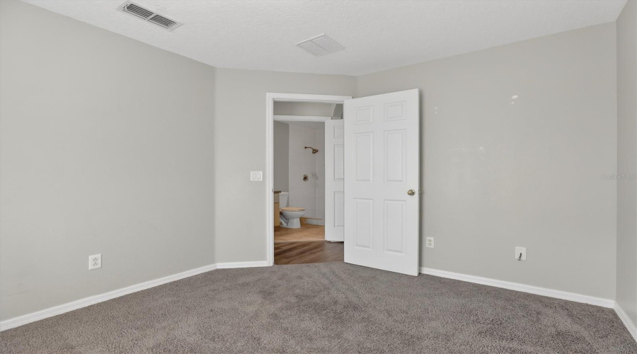 KISSIMMEE, Florida 34746, 4 Bedrooms Bedrooms, ,2 BathroomsBathrooms,Residential,For Sale,EMERALD GREEN,0,MFRS5143546