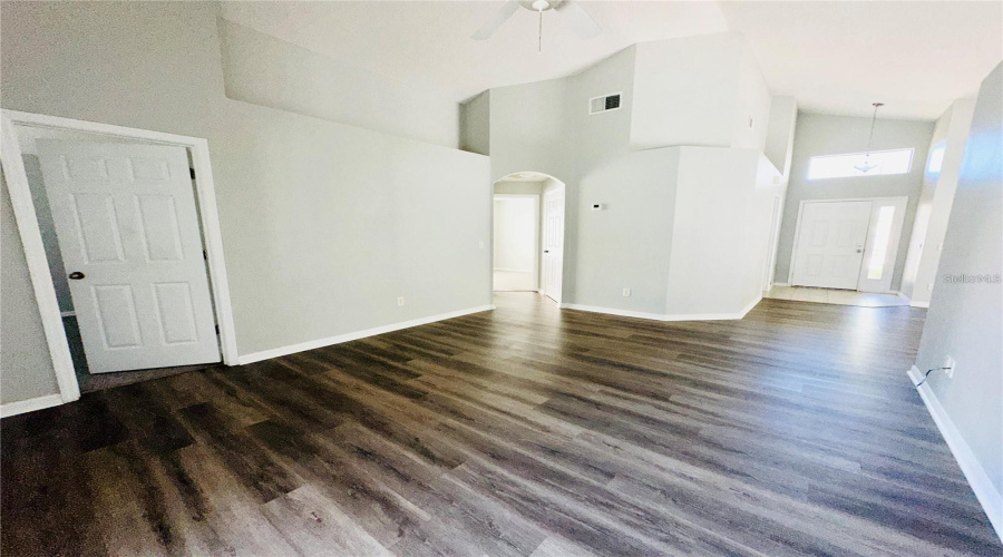 KISSIMMEE, Florida 34746, 4 Bedrooms Bedrooms, ,2 BathroomsBathrooms,Residential,For Sale,EMERALD GREEN,0,MFRS5143546