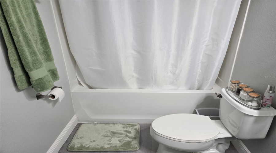 KISSIMMEE, Florida 34746, 3 Bedrooms Bedrooms, ,3 BathroomsBathrooms,Residential,For Sale,PARADISE CAY,0,MFRO6357060