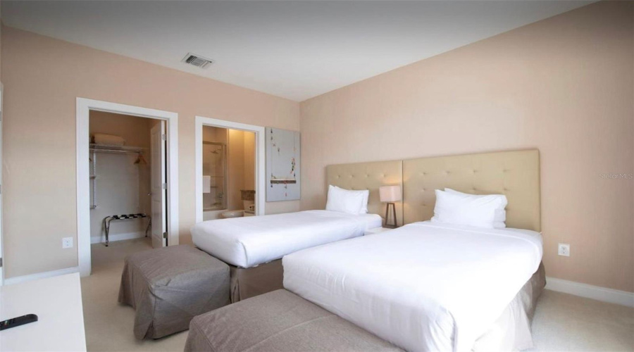 KISSIMMEE, Florida 34747, 4 Bedrooms Bedrooms, ,4 BathroomsBathrooms,Residential,For Sale,BRASILIA,0,MFRS5143074