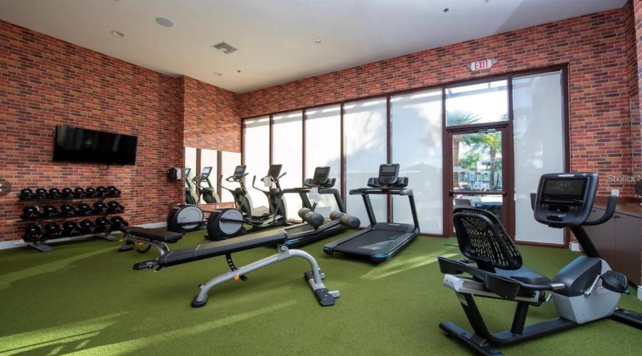 KISSIMMEE, Florida 34747, 4 Bedrooms Bedrooms, ,4 BathroomsBathrooms,Residential,For Sale,BRASILIA,0,MFRS5143074