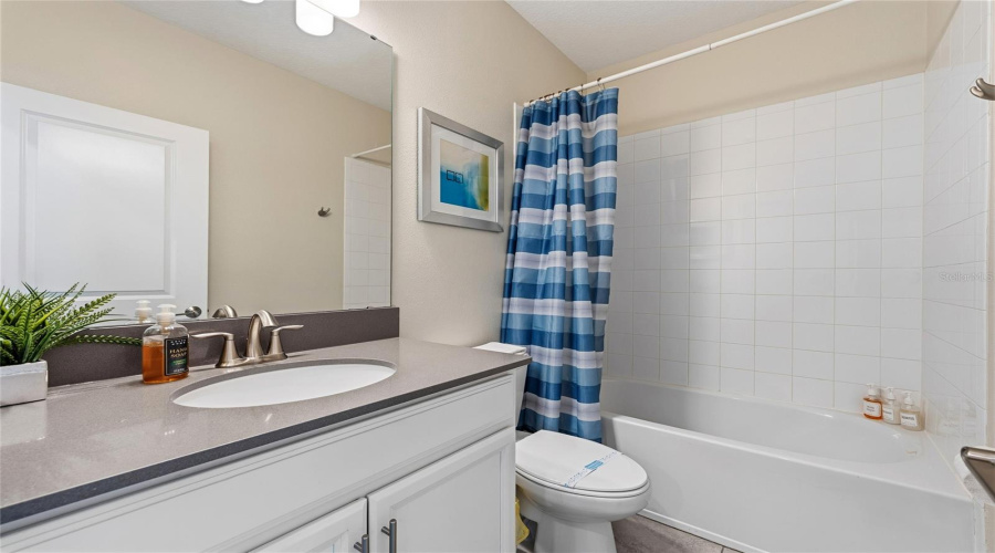 DAVENPORT, Florida 33896, 6 Bedrooms Bedrooms, ,5 BathroomsBathrooms,Residential,For Sale,CABOT CLIFFS,0,MFRS5143528