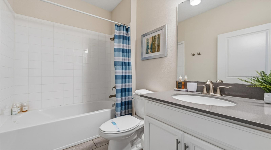 DAVENPORT, Florida 33896, 6 Bedrooms Bedrooms, ,5 BathroomsBathrooms,Residential,For Sale,CABOT CLIFFS,0,MFRS5143528