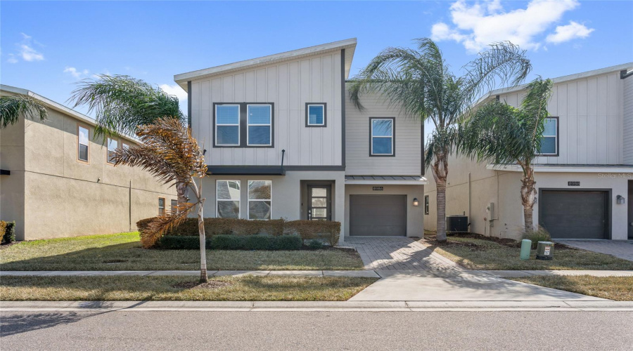 DAVENPORT, Florida 33896, 6 Bedrooms Bedrooms, ,5 BathroomsBathrooms,Residential,For Sale,CABOT CLIFFS,0,MFRS5143528