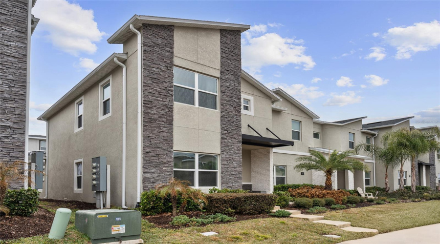 DAVENPORT, Florida 33896, 5 Bedrooms Bedrooms, ,4 BathroomsBathrooms,Residential,For Sale,LEADER,0,MFRS5143579