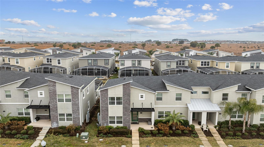 DAVENPORT, Florida 33896, 5 Bedrooms Bedrooms, ,4 BathroomsBathrooms,Residential,For Sale,LEADER,0,MFRS5143579