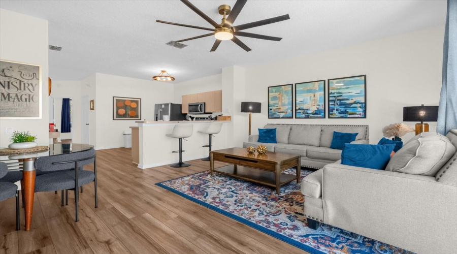 KISSIMMEE, Florida 34747, 3 Bedrooms Bedrooms, ,3 BathroomsBathrooms,Residential,For Sale,SILVER PALM,0,MFRO6380885