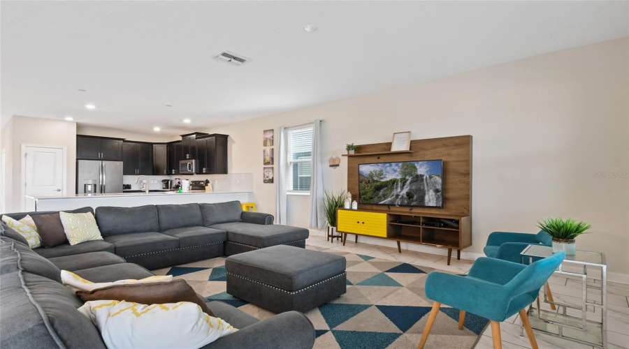 DAVENPORT, Florida 33896, 8 Bedrooms Bedrooms, ,5 BathroomsBathrooms,Residential,For Sale,CABOT CLIFFS,0,MFRO6381600