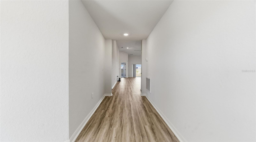 DAVENPORT, Florida 33837, 3 Bedrooms Bedrooms, ,2 BathroomsBathrooms,Residential,For Sale,SUNSET,0,MFRTB8474408