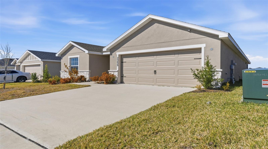 DAVENPORT, Florida 33837, 3 Bedrooms Bedrooms, ,2 BathroomsBathrooms,Residential,For Sale,SUNSET,0,MFRTB8474408