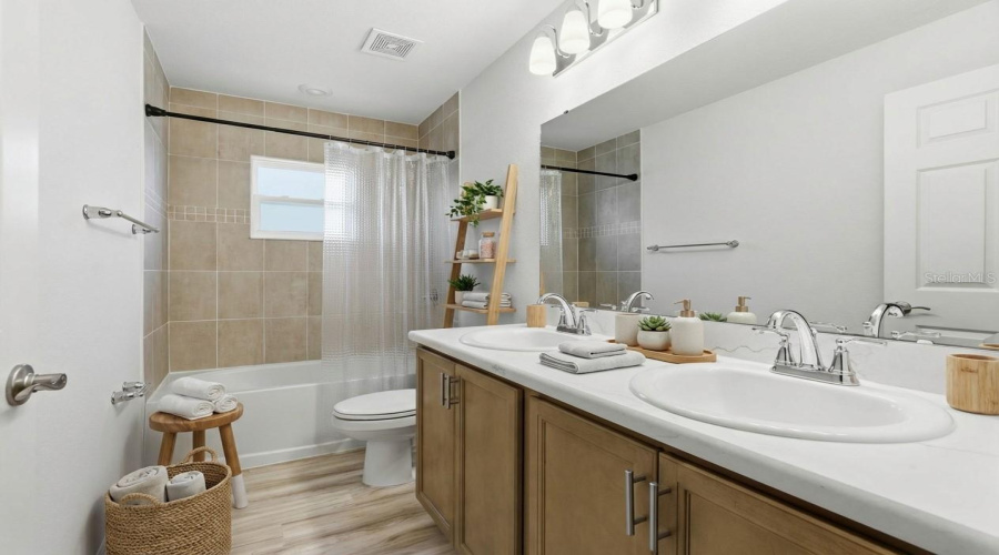 Virtually Stage Guest Bathroom