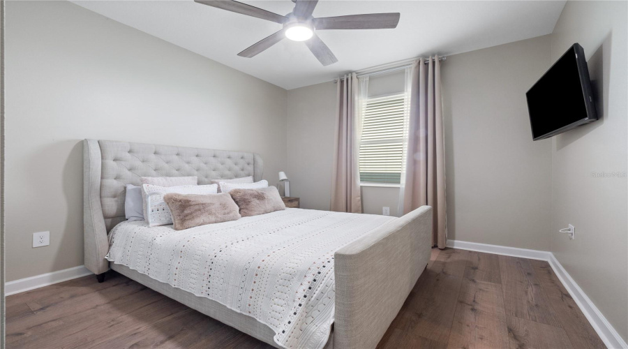 DAVENPORT, Florida 33837, 4 Bedrooms Bedrooms, ,3 BathroomsBathrooms,Residential,For Sale,HILLINGDAM,0,MFRS5141426