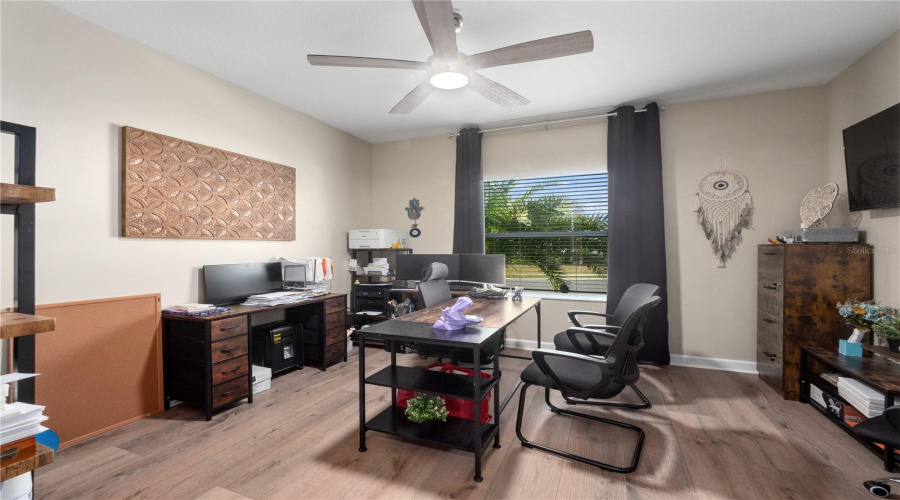 DAVENPORT, Florida 33837, 4 Bedrooms Bedrooms, ,3 BathroomsBathrooms,Residential,For Sale,HILLINGDAM,0,MFRS5141426