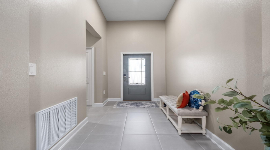 DAVENPORT, Florida 33837, 4 Bedrooms Bedrooms, ,3 BathroomsBathrooms,Residential,For Sale,HILLINGDAM,0,MFRS5141426