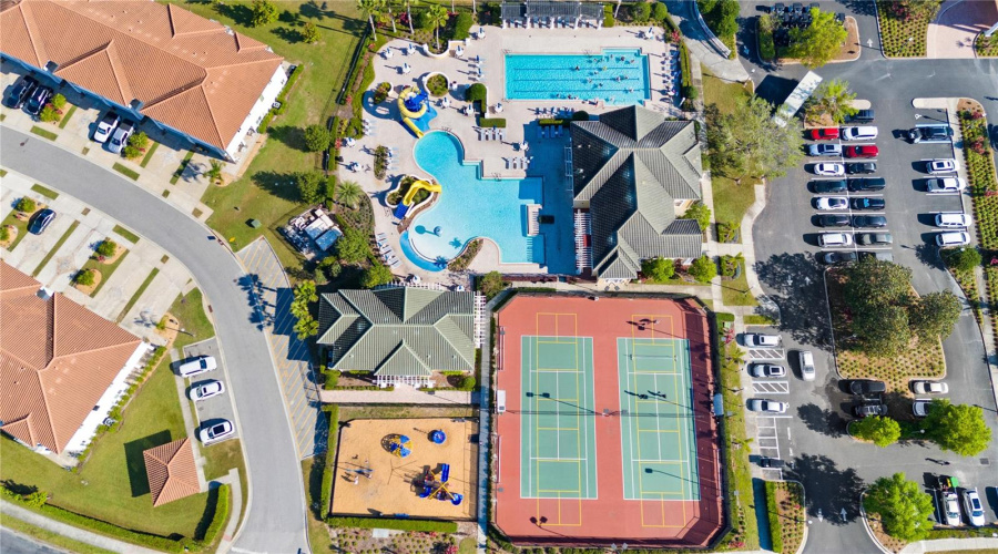 DAVENPORT, Florida 33837, 4 Bedrooms Bedrooms, ,3 BathroomsBathrooms,Residential,For Sale,HILLINGDAM,0,MFRS5141426