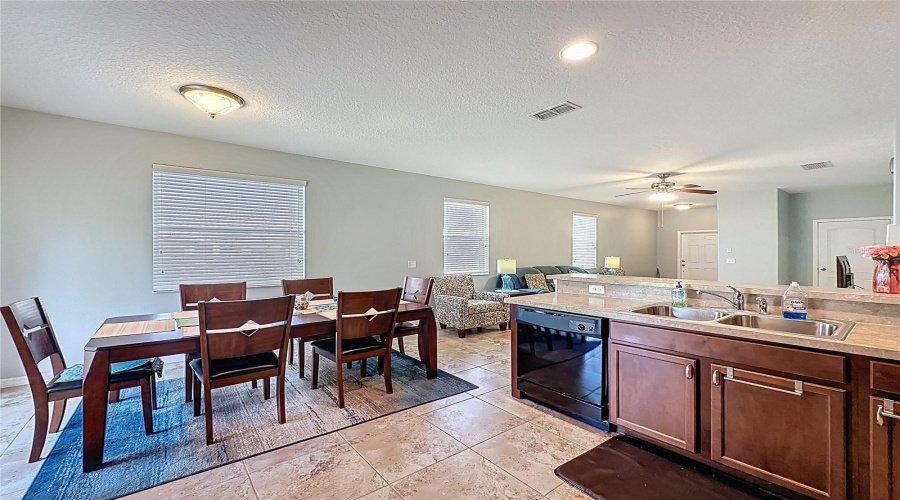 DAVENPORT, Florida 33897, 2 Bedrooms Bedrooms, ,2 BathroomsBathrooms,Residential,For Sale,SCATON,0,MFRS5142458