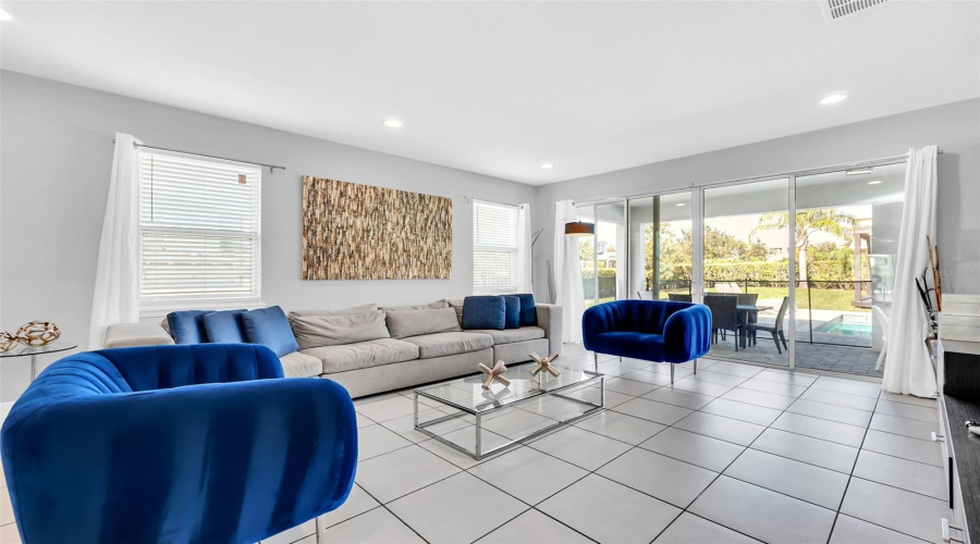 KISSIMMEE, Florida 34747, 8 Bedrooms Bedrooms, ,8 BathroomsBathrooms,Residential,For Sale,MACKINAW,0,MFRO6381127