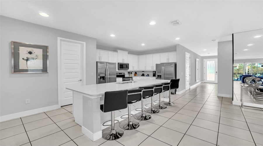 KISSIMMEE, Florida 34747, 8 Bedrooms Bedrooms, ,8 BathroomsBathrooms,Residential,For Sale,MACKINAW,0,MFRO6381127