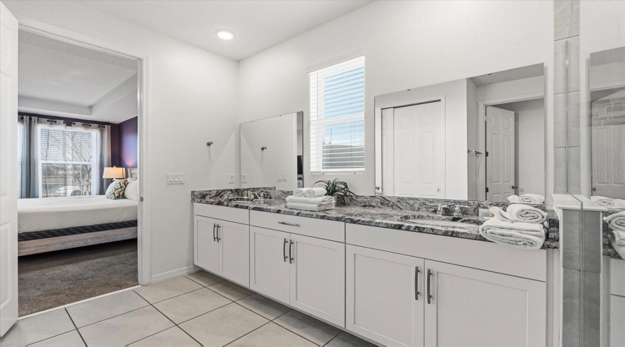 Primary Ensuite Bath