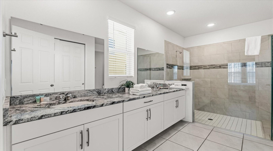 Primary Ensuite Bath