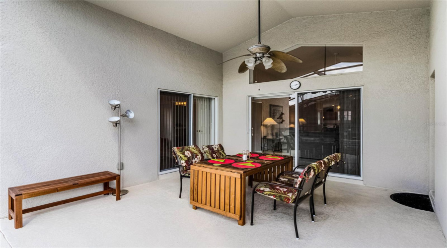 DAVENPORT, Florida 33897, 4 Bedrooms Bedrooms, ,3 BathroomsBathrooms,Residential,For Sale,SARAGOSSA,0,MFRS5143649