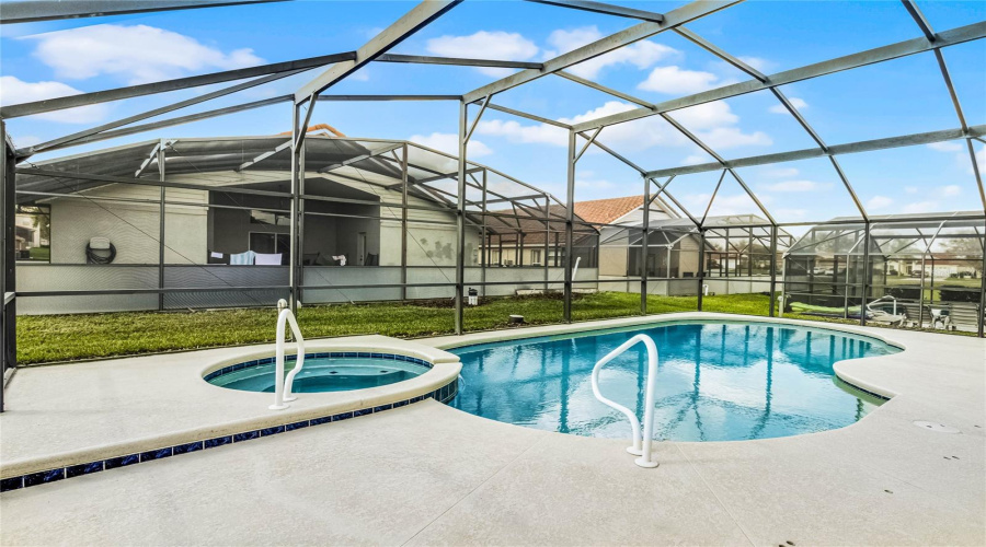 DAVENPORT, Florida 33897, 4 Bedrooms Bedrooms, ,3 BathroomsBathrooms,Residential,For Sale,SARAGOSSA,0,MFRS5143649