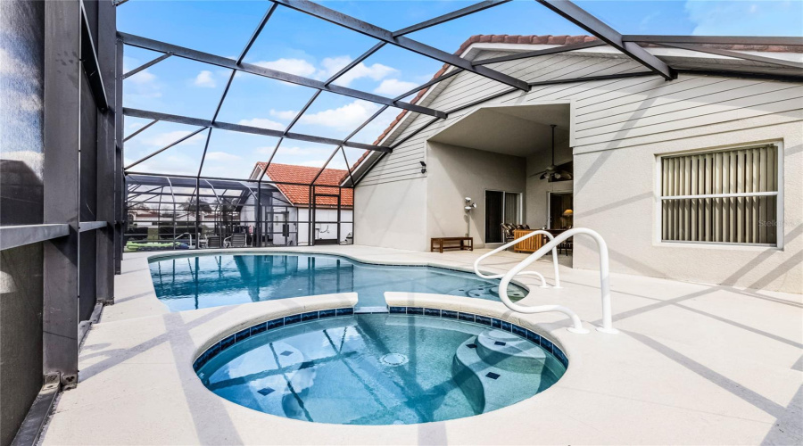 DAVENPORT, Florida 33897, 4 Bedrooms Bedrooms, ,3 BathroomsBathrooms,Residential,For Sale,SARAGOSSA,0,MFRS5143649