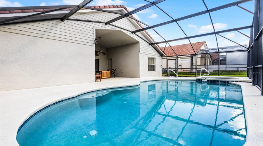 DAVENPORT, Florida 33897, 4 Bedrooms Bedrooms, ,3 BathroomsBathrooms,Residential,For Sale,SARAGOSSA,0,MFRS5143649