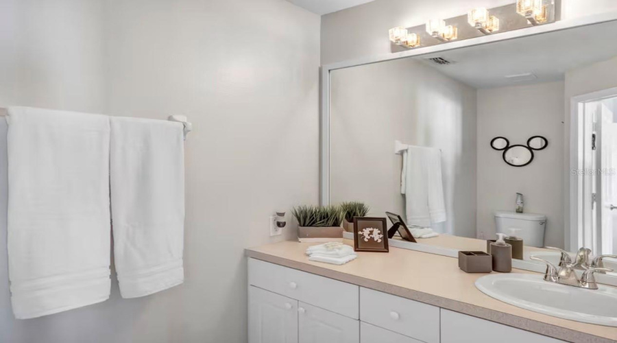 KISSIMMEE, Florida 34747, 3 Bedrooms Bedrooms, ,3 BathroomsBathrooms,Residential,For Sale,PRINCESS PALM,0,MFRO6381255