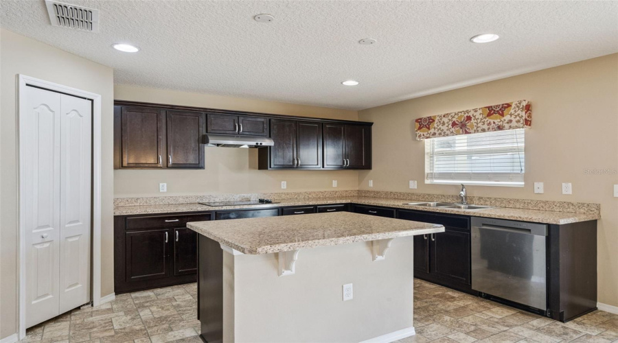 Brand new dishwasher