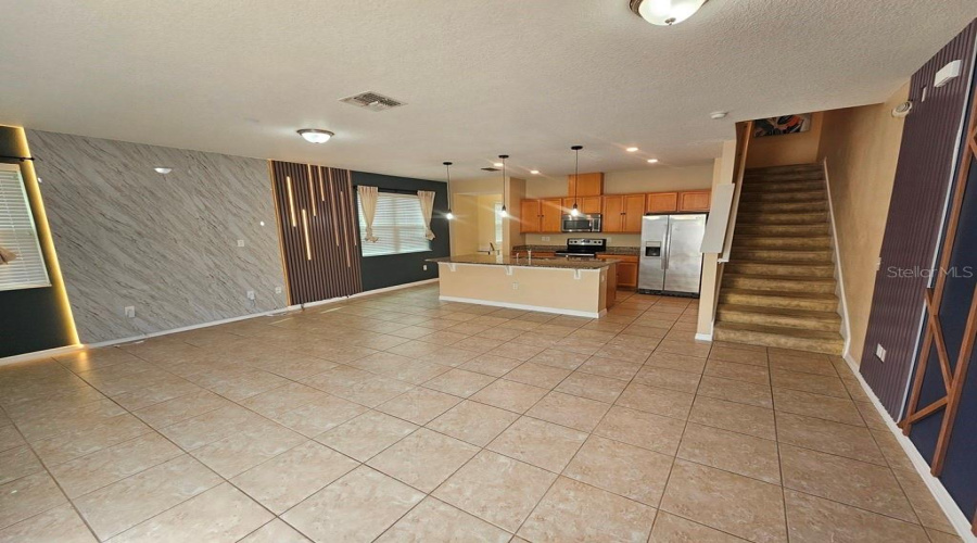 KISSIMMEE, Florida 34746, 4 Bedrooms Bedrooms, ,3 BathroomsBathrooms,Residential,For Sale,KILLARNEY,0,MFRO6381548