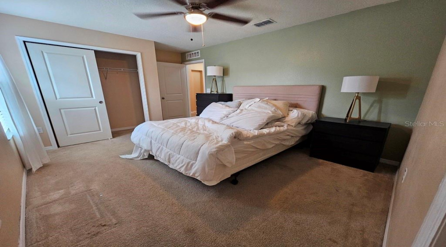 KISSIMMEE, Florida 34746, 4 Bedrooms Bedrooms, ,3 BathroomsBathrooms,Residential,For Sale,KILLARNEY,0,MFRO6381548