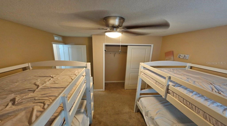 KISSIMMEE, Florida 34746, 4 Bedrooms Bedrooms, ,3 BathroomsBathrooms,Residential,For Sale,KILLARNEY,0,MFRO6381548