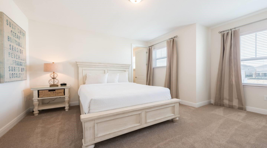 KISSIMMEE, Florida 34747, 5 Bedrooms Bedrooms, ,5 BathroomsBathrooms,Residential,For Sale,MARKER AVE,0,MFRO6380729